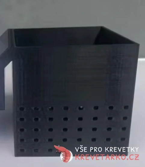 Plastový nástavec pro snadnou výměnu vody